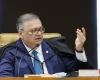 Flávio Dino pede vista de julgamento sobre Moraes e Mendonça