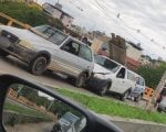 Batida entre tr&ecirc;s ve&iacute;culos na Ponte do Niter&oacute;i complica tr&acirc;nsito em Divin&oacute;polis