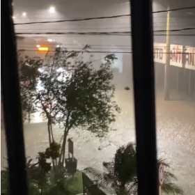 Chuva de granizo assusta moradores de Bambu&iacute; nesta segunda