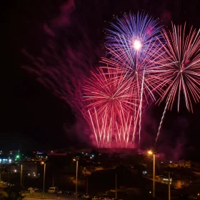 Santo Antônio do Monte recebe a Fenapi 2026 com pirodrones e shows
