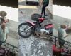 Pneu 'desce rua' e atinge moto no Niterói, em Divinópolis