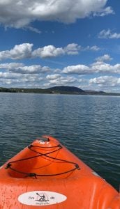 Aventura no Rio Pará: grupo de Divinópolis rema 12 km até paredão de barragem