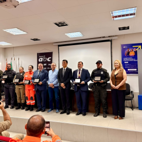 ACASP celebra 27 anos com solenidade e homenagens em Divinópolis