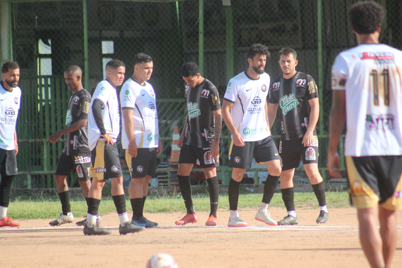 Al&ecirc; vence o Coelho e embola o Amador S&eacute;rie A de Divin&oacute;polis