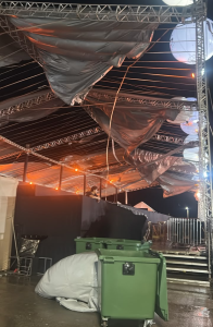 Chuva e forte ventania provocam estragos e atingem estrutura da ExpoCláudio