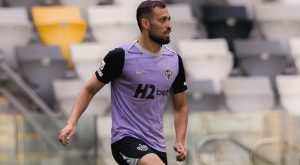 Atl&eacute;tico confirma libera&ccedil;&atilde;o de L&eacute;o Duarte pelo departamento m&eacute;dico e possibilidade de estreia