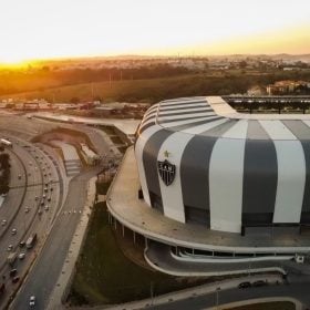 Agora na MinasFM tem Atlético x Fluminense: Galo buscando a reação no Brasileirão na Arena MRV