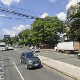 Jovem de 23 anos &eacute; morto a tiros dentro de &ocirc;nibus na Avenida Amazonas, em Belo Horizonte