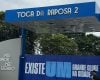 Torcedor realiza protesto individual após derrota do Cruzeiro na Vila Belmiro
