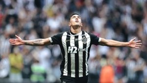 Cuello é peça-chave para o Atlético na busca por classificação contra o Santos na Sul-Americana