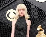 Kelly Osbourne revela surpresa com a própria perda de peso após a morte do pai e planeja série sobre luto
