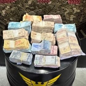 Homem &eacute; preso na BR-381 com R$ 248 mil escondidos em fundo falso do ve&iacute;culo