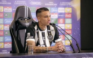 Atlético precisa disputar 30 jogos com Kevin Castaño para adquirir 65% dos direitos do volante junto ao River Plate