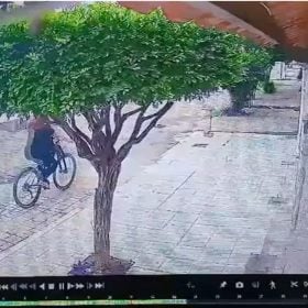 Homem &eacute; preso suspeito de roubo a mulher com arma de fogo em Governador Valadares