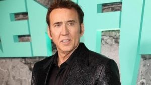 Cratera na entrada de mansão de Nicolas Cage em Malibu causa danos à propriedade