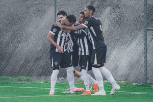 Atlético conquista classificação às semifinais do Campeonato Mineiro Sub-20 após virada contra o Nacional de Muriaé