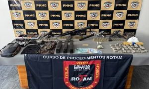 Dois suspeitos envolvidos em tr&aacute;fico de drogas e na morte de policial morrem em troca de tiros com a Pol&iacute;cia Militar em Campo Belo