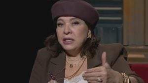 Roberta Miranda revela ter sido levada da maternidade embrulhada em jornal e descoberto sua verdadeira origem