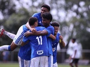 Cruzeiro realiza jogos das categorias de base e do futebol feminino neste final de semana; veja a programação