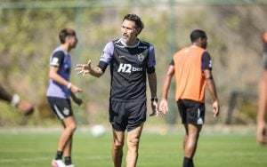 Atlético deve preservar titulares contra o São Paulo em meio a sequência de jogos decisivos