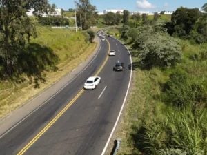 Polícia Rodoviária Federal inicia operação de fiscalização nas rodovias de Minas Gerais durante feriado de Independência