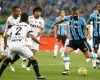 Atlético e Grêmio se enfrentaram quatro vezes em fases de mata-mata; confira o retrospecto