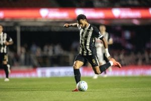 Atlético encerra invencibilidade de 14 jogos após derrota para o São Paulo, mas mantém foco no Campeonato Brasileiro