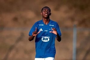 Cruzeiro e Flamengo ficam no empate nos acréscimos pelo Campeonato Brasileiro Sub-17