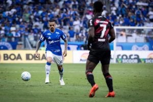 Cruzeiro avalia impacto da mudança tática na vitória sobre o Athlético-PR