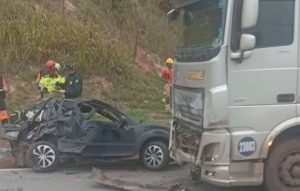 Acidente na BR-381, em Minas Gerais, resulta em duas mortes e quatro feridos