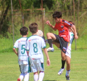 DEC vence o Bela Vista no Sub-11 e no Sub-12 da Base em Divinópolis