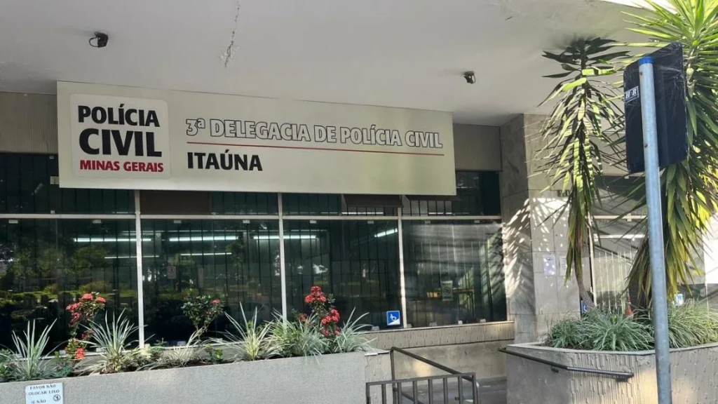 Homem morre esfaqueado pelo enteado ap&oacute;s discuss&atilde;o em Ita&uacute;na