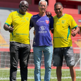 Jogo festivo reúne ex-jogadores do Guarani neste sábado