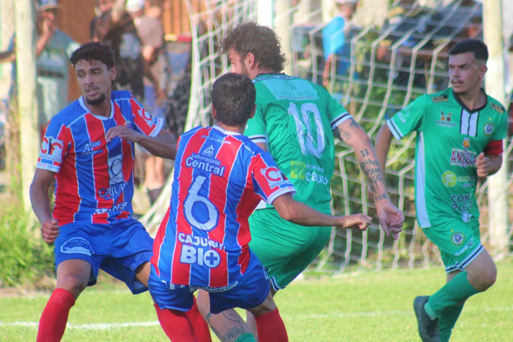 Sport e Alvorada empatam em 1 a 1 pelo Amador S&eacute;rie A, em Carmo do Cajuru