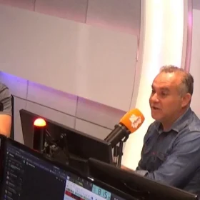 Vitor Costa defende passe livre estudantil e expansão da Sala Lilás