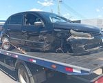 Carro envolvido em acidente na MG-050, na altura do km 122, em Divin&oacute;polis