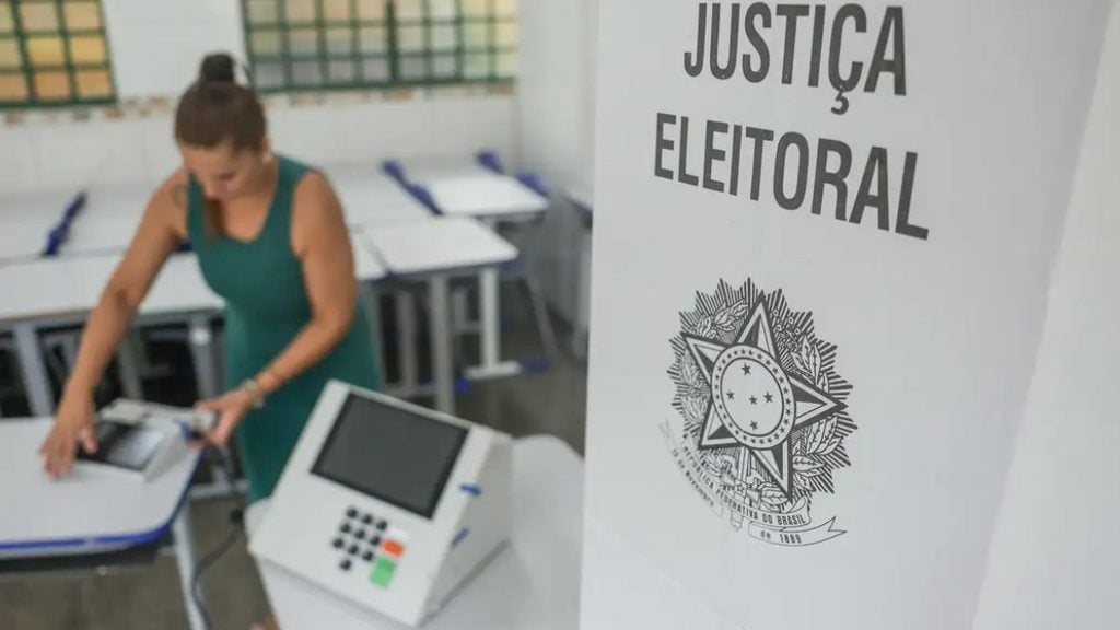 Tribunal Superior Eleitoral durante a apura&ccedil;&atilde;o dos votos do segundo turno das Elei&ccedil;&otilde;es 2026.