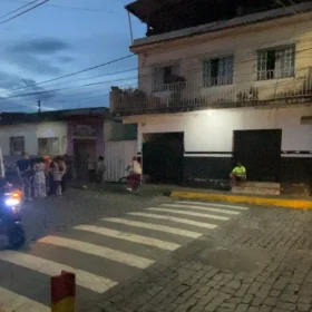 Motociclista fica ferido após colisão entre carro e moto em Formiga