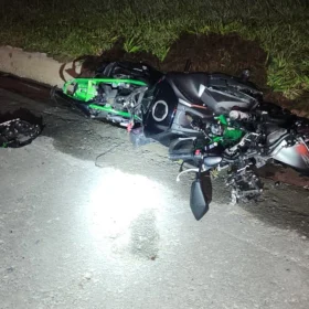 Motociclista fica ferido após queda na MG-050