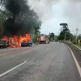 Acidente grave é registrado no sentido Itaúna neste sábado (3)