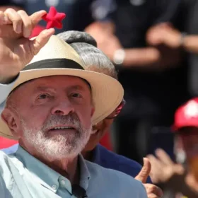 Lula é reeleito presidente da República e irá para quarto mandato
