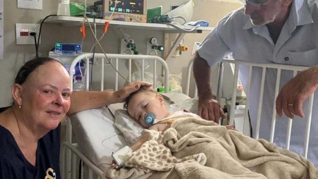 Beb&ecirc; passa bem ap&oacute;s acidente que matou os pais em Perdig&atilde;o