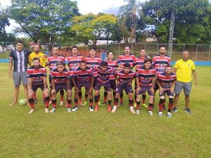 Oitavas da Copa Divinópolis: Santa Cruz e Meninos da Vila avançam
