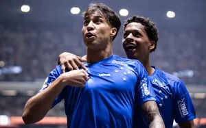 Kaio Jorge decide e Cruzeiro vence o Atlético na Arena MRV