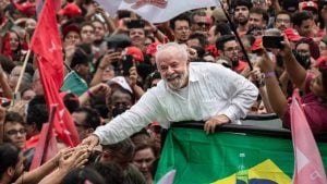 Minas mantém tradição de decidir eleições após virada de Lula no estado