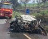 Motorista e passageiro morrem carbonizados após batida de frente na BR-354