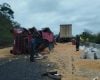 Motorista morre após batida de frente entre carretas na BR-262, em Luz