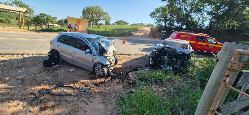 Pol&iacute;cia abre inqu&eacute;rito para investigar acidente que matou casal em Perdig&atilde;o