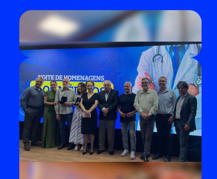 S&atilde;o Jo&atilde;o de Deus homenageia cinco m&eacute;dicos em Divin&oacute;polis