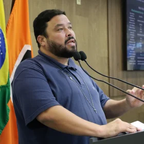 C&acirc;mara aprova fim de vendas de rua por acolhidos em Divin&oacute;polis